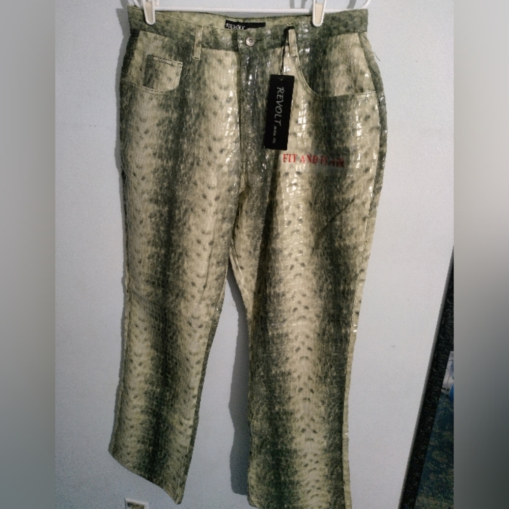 Revolt Jeans